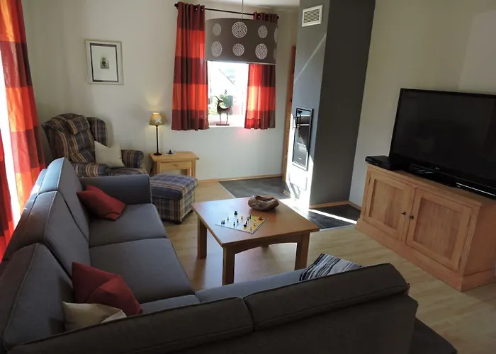 Semesterbostad - Haus *